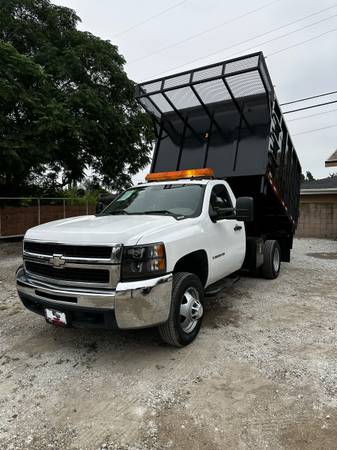2009 Chevrolet Silverado 3500 6.0 V8 Caja volcadora - $23,900 (West Covina)63615956499201122