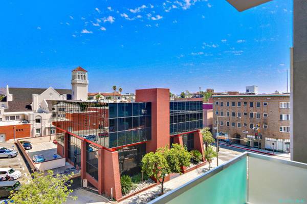 $3,285 / 2br - 938ft2 - Nest Thermostat ~ 1 Month Free ~ Newer 2 Bedroom Loft in Glendale (Glendale)63953080442243123