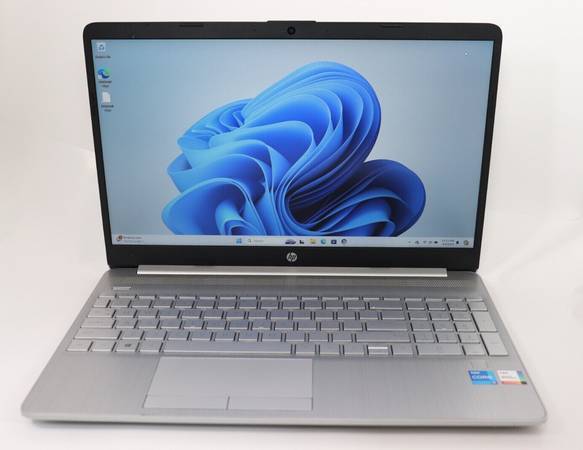 HP 15-dy2172wm Intel Core I7-1165G7 @ 2.8GHz/16GB/512GB SSD 1