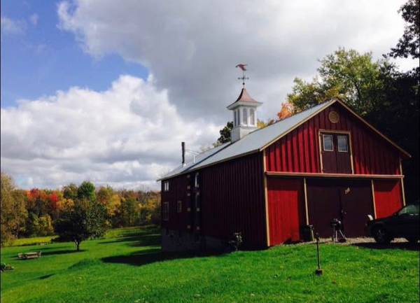 Fully Furnished Cozy Converted Barn 1