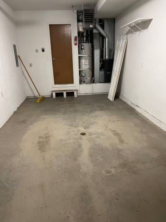 $1550.00 / 2br - 1100ft2 - 2 bedroom 1 bath with a garage in city limits63991794549123121