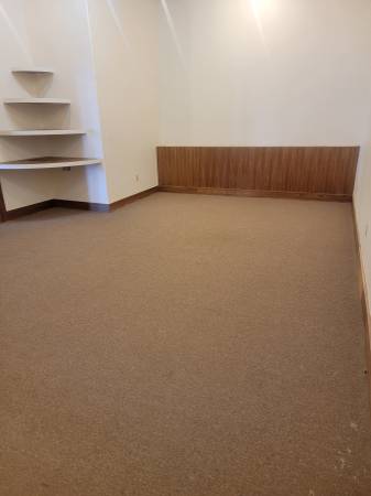 $1,900 / 1700ft2 - Unit C (Pojoaque)63806092697473123