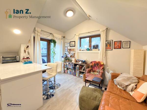 Vancouver Point Grey One Bedroom Laneway House for Rent 1