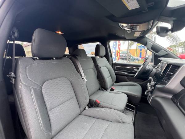 2025 RAM 1500 crew cab - Photo 14