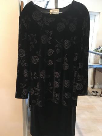 TUNIC TOP AND SKIRT SET - BLACK 1