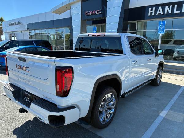 2026 GMC Sierra 1500 4WD - Photo 7