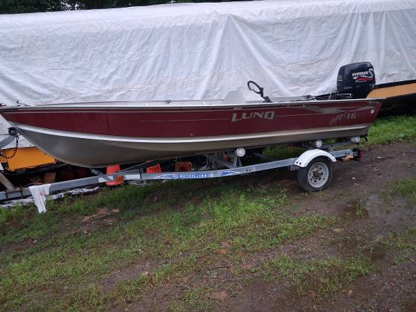 2002 16ft Lund 1