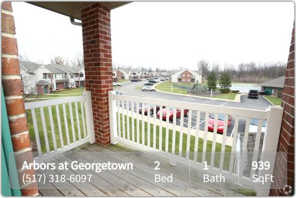 $1,192 / 2br - 939ft2 - Just what you need! A great 2 bed / 1 bath near public transport! (Lansing)63620274761985121