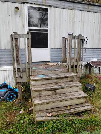 $30,000 / 3br - 1996 Clayton Mobile Home (Bedford)63836543673729121