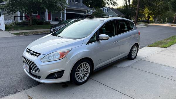 2013 Ford C-Max SEL híbrido - $3.999 (Stoneham)63470757584387123