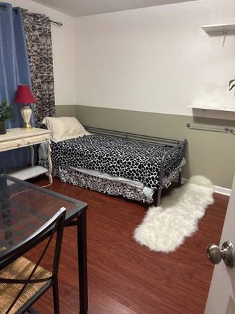 $1,000 / 1br - 1 bed room furnished (hercules, pinole, san pablo, el sob)63813662729347121
