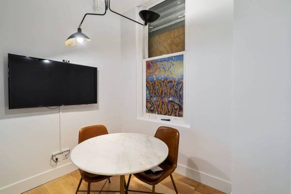 $3,000 / 300ft2 - Penthouse Workspaces with Style – 5 West 37th Street (Midtown)63661204552321122
