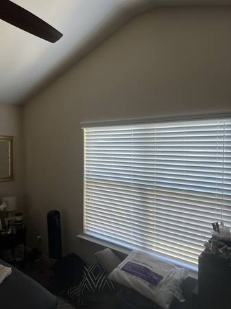 $2000.00 / 3br - 1421ft2 - Hoa and gated community!63964529477507123