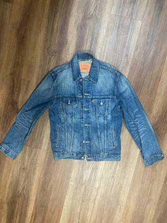 Trucker Jacket 1