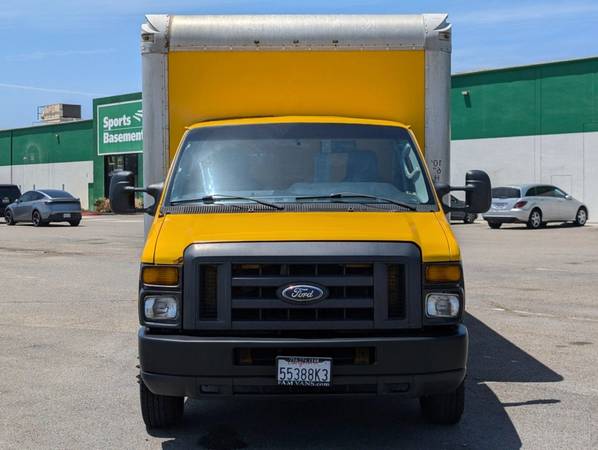 2016 Ford Econoline E-350SD 16FT - Photo 2