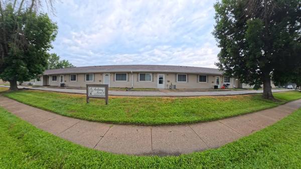 Large 1 bedroom 1 Bath -**Ask about our move in specials** 1