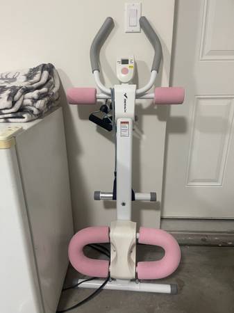 Merach Adjustable Ab Trainer Machine 1