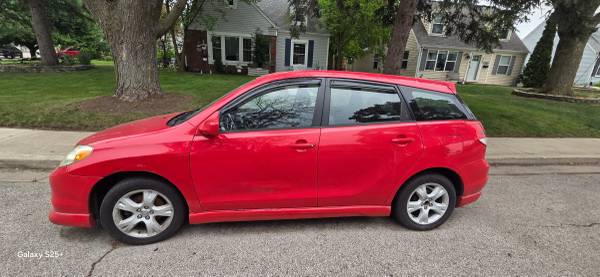 2003 Toyota Matrix XR - $2,800 (Elgin)63619031490177123