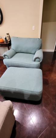 Oversized Chair 1