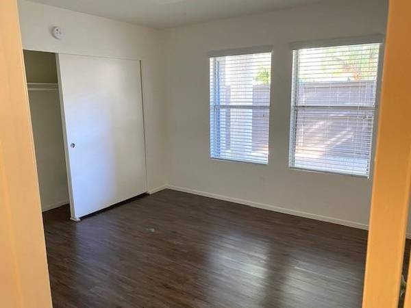 $1,599 / 1br - 635ft2 - Club House, Laundry Facilities, Carport, Pool and Spa (Riverside)64028083036546124