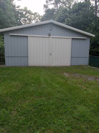 $1,200 Garage for Rent 30 x 30 (Creamridge)63676222800513120