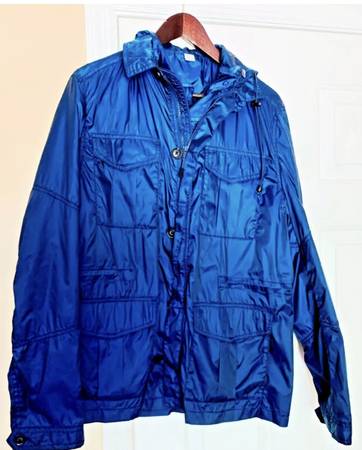 JC Penney Wind Breaker, Size M 1