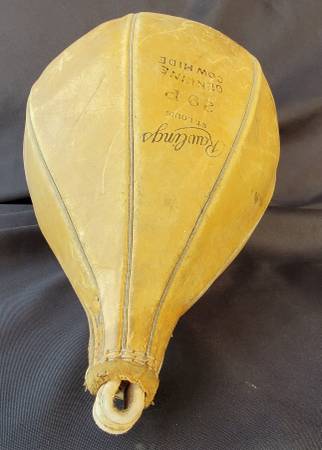 Vintage 1960 Rawlings St. Louis 29P de cuero natural Punching Speed Bag - $45 (Tacoma)63439389284993124