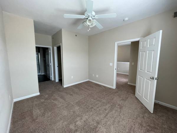 $1,629 / 2br - 1173ft2 - #706 2 bedroom Lower pricing 1 month free base rent and waived app & a (Asheville)64029209964419124