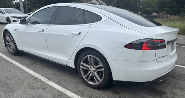 Model S Tesla 2013 – Carga ultrarrápida ilimitada gratuita, mejoras de más de $4000 - $15,500 (santa clara)63470787626883123