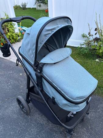 Mompush stroller 1