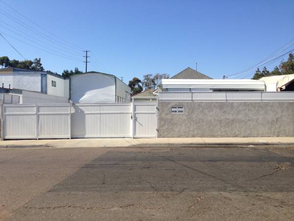$1,499 / 1br - 1Bed / 1Bath / Secured 1 Car inside Parking / Washer / Dryer (Downtown)64037220272514120