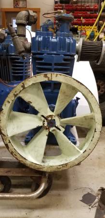 Air Compressor Quincy Model 240L - BRO 1