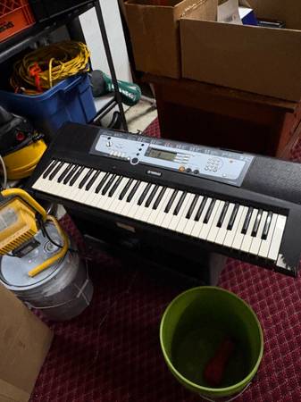 Keyboard and Stand 1