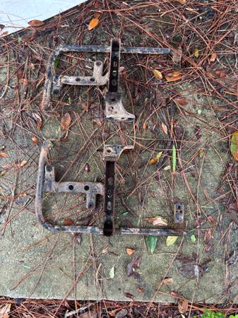 Suzuki eiger foot pegs 1