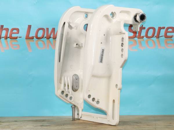 Evinrude ETec 15 25 30HP Complete Stern Bracket Assembly - $150 (Bloomington)63471408038913122