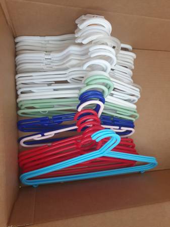 Children's Clothing Hangers 1