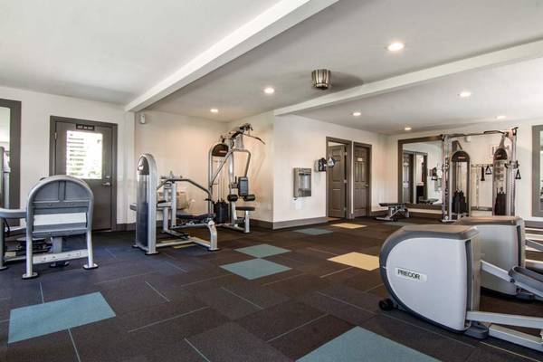 $2,485 / 1 habitación - 728 pies² - 1 dormitorio, en Poway CA, Instalación Certificada Energéticamente (13409 Midland Rd, Poway, CA)63663973748225122