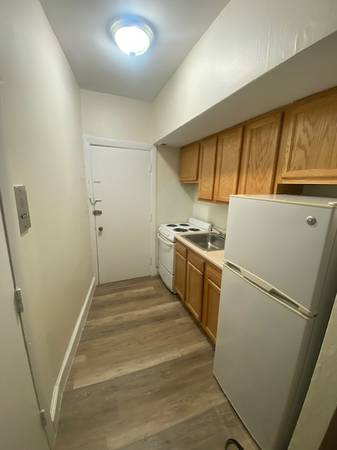 $2,250 / 1br - 550ft2 - Habitaciones clásicas y tranquilas incl. calefacción+agua caliente a pasos del Trolley+Tiendas 1 de octubre (Brookline - Entre Washington Square + Coolidge Corner)63856447280387123