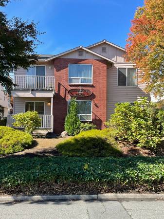 2 Bedroom 1 bath Units available in a quiet four-plex 1