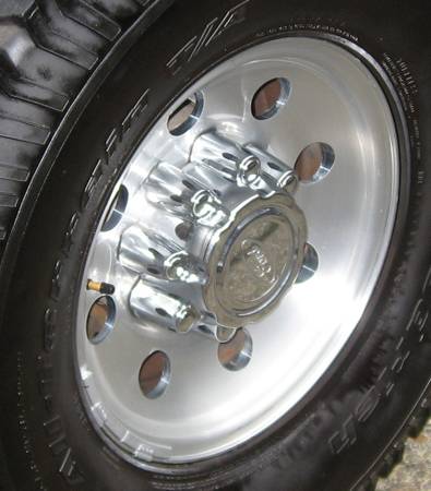 F-350 (8-170 bolt pattern) Five (5) each, 19.5” Cast Aluminum Wheels 1