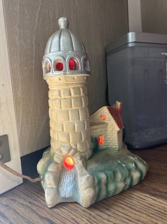 Vintage Chalkware Lighthouse Lamp 1940’s-50’s 1