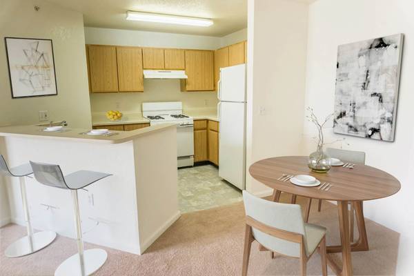 $1,491 / 3br - 1121ft2 - Enjoy a 3 BR / 2 BA surrounded by a tranquil natural setting (Cortland)63981968496514124