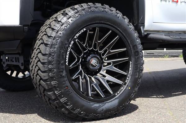 2025 GMC Sierra 3500 AT4 - Photo 12