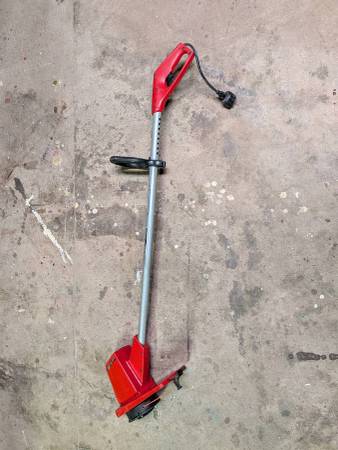 string trimmer.  corded 1