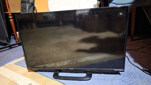 Sharp 32 inch TV only $35 or TV with Roku $50 1
