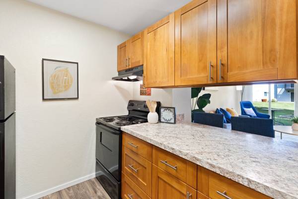 $1,599 / 1br - 680ft2 - WOW!! Pets Welcome! Amazing Community! Open 7 days a week! (Edmonds, Lynnwood, Shoreline, Ballinger)63808008345347122
