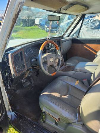 1970 CHEVY C10 SHORTBED UNIBODY EN CHASIS CADILLAC ESCALADE 6.0 AWD 06 - $7,50063619367174017121