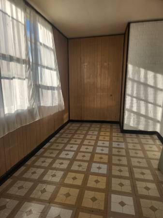 $1,400 / 1br - PLUS AN EXTRA ROOM. BRIGHT AND SPACIOUS APARTMENT (CHICAGO)64041645190402123