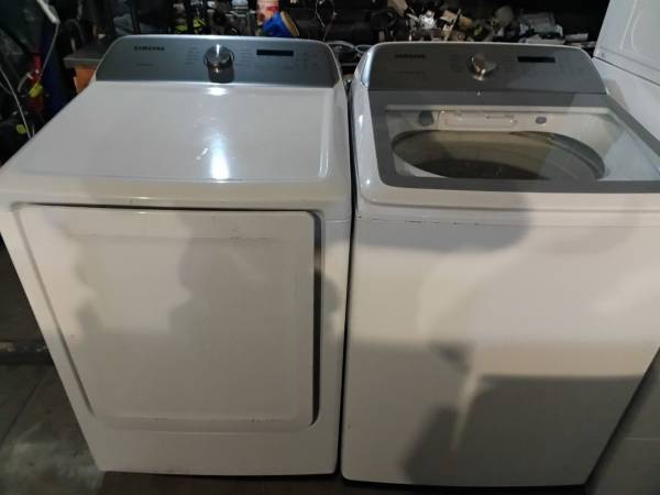 Glasstop and washer and dryer set 1