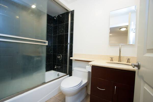 $1,200 / 1br - $1200 Private Rm/Not Share for Rent Include Laundry&Bike Storage-UCSF (inner sunset / UCSF)63994248555394121